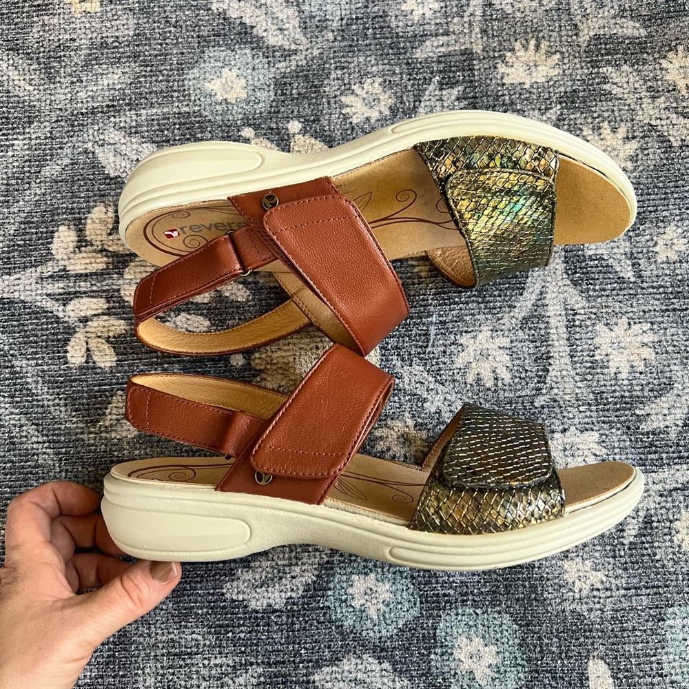 Revere Cognac/Peacock Python Como Back Strap Leat… - image 4